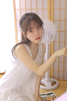 美女和帅哥亲热